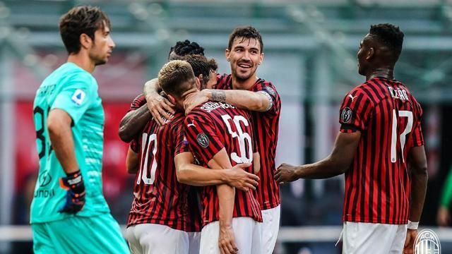 Il Milan diventa l'unica squadra imbattuta nel campionato di calcio in questa stagione